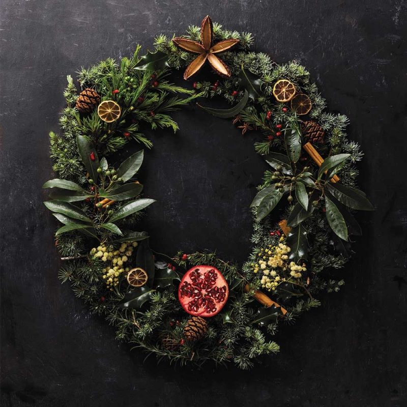 Christmas Wreath - Flower Wholesale in Singapore